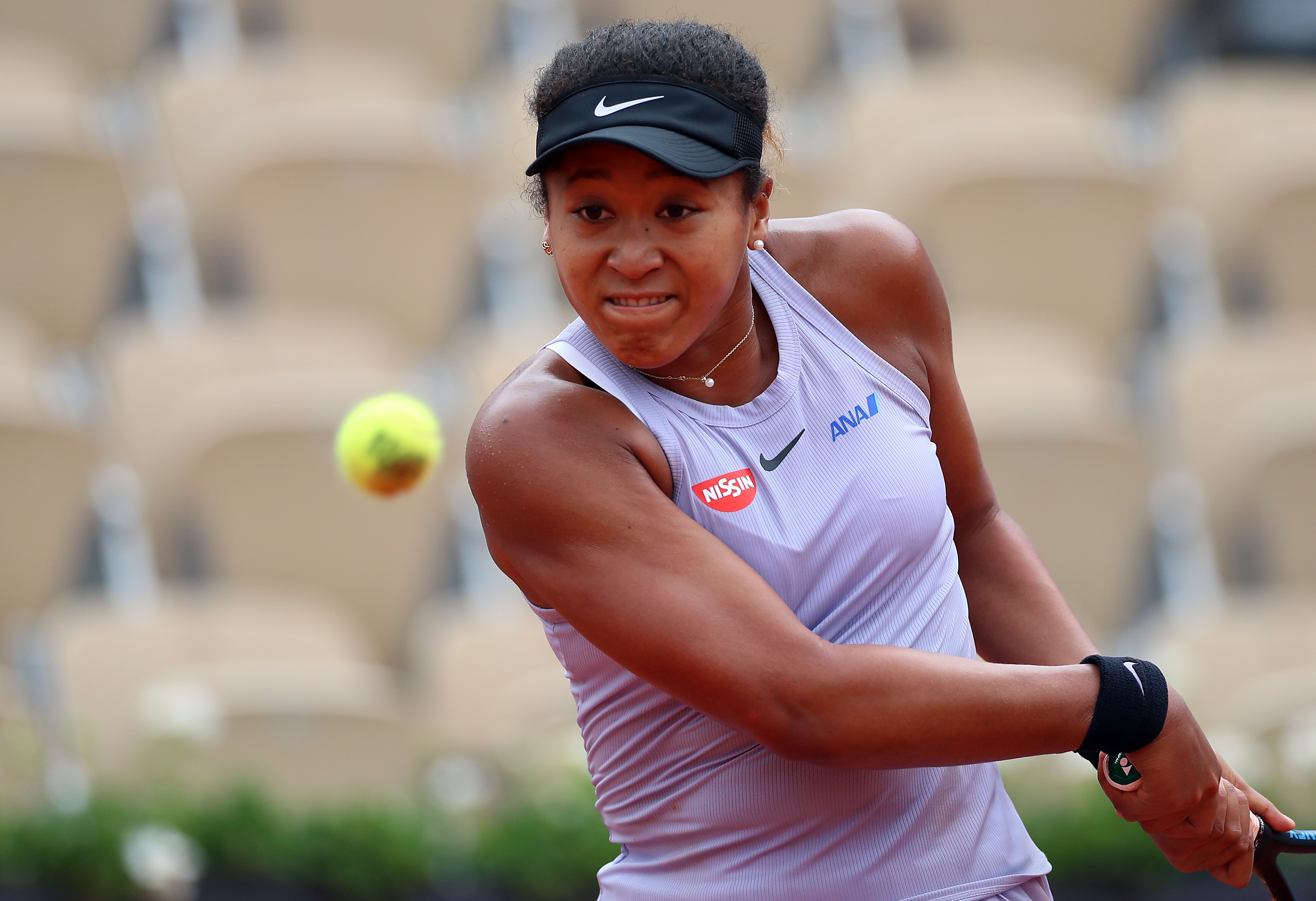 壹号-阿扎伦卡在日本队比赛中比赛局势复杂，反败为胜引发热议！再创辉煌时刻(阿扎伦卡简历)