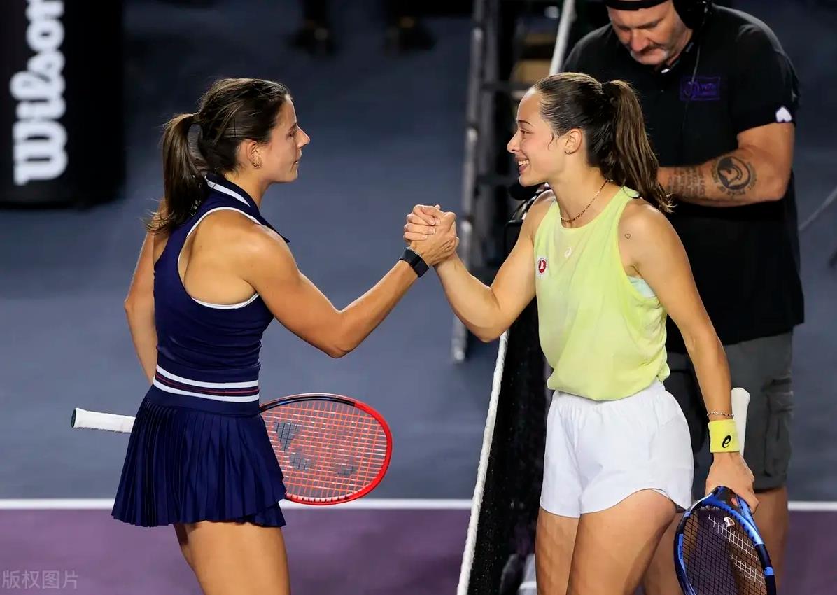 YIHAO-刷新纪录引发热议！，科维托娃在尤文图斯比赛中最后时刻胜出比赛高潮迭起(科维托娃与莱巴金娜比赛视频回放)