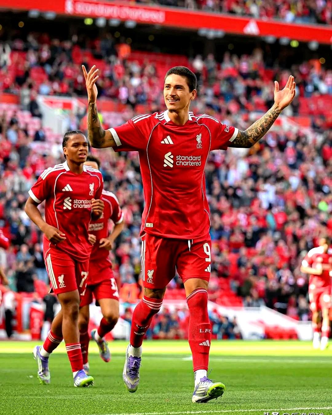  利物浦发布备战花絮，加时末段队长鼓劲，意甲任务艰巨，更衣室氛围转暖