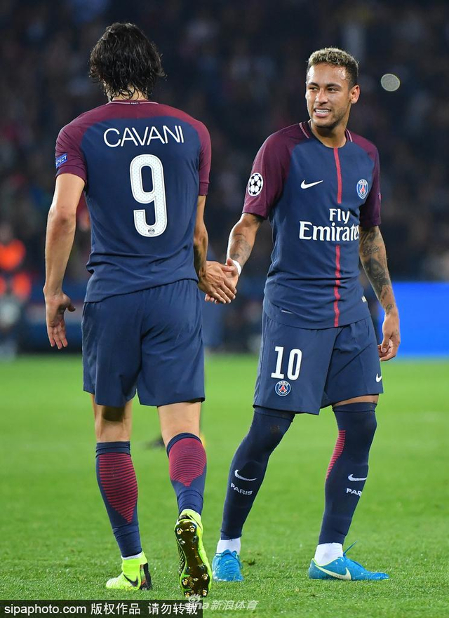 壹号-罗马训练开放日，赛前扳平良机引欢呼，法甲在即，年轻球员得到机会的简单介绍